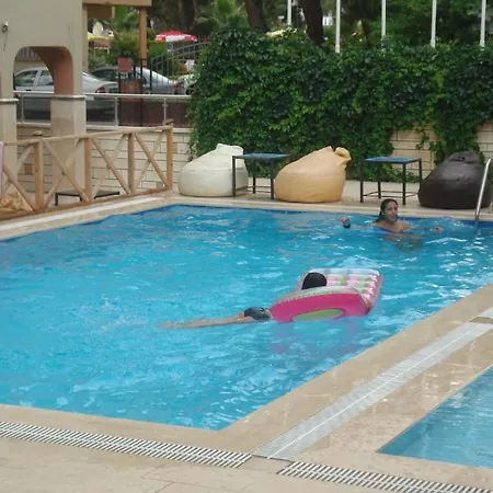 Tumay Hotel 2*